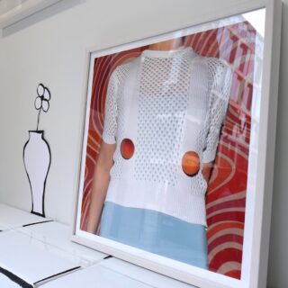 Public installation at Kaufingerstr. 26 in Munich, @kreativmuenchen Artwork and Installation by @n_a_vague FineArt Giclée Prints by OF on @hahnemuehle_global ...#officina_fotografica #Bilderwerkstatt #photography #handcraft #photoartist #art #fineart #photoart #giclée #glasart #acrylart #canvas #inkjet #reproduction #visualmerchandising #contemporary #contemporaryart #edition #großdruck #munich #german #italian #french #english